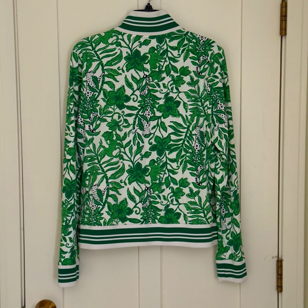 NWOT Lilly Pulitzer Luxletic Regate Jacket Lil Escape Plan Size Large Brand New! - Picture 8 of 13